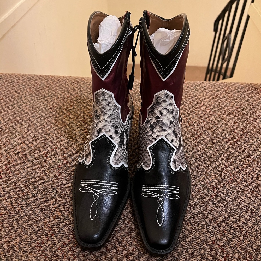 Zara cowboy style boots